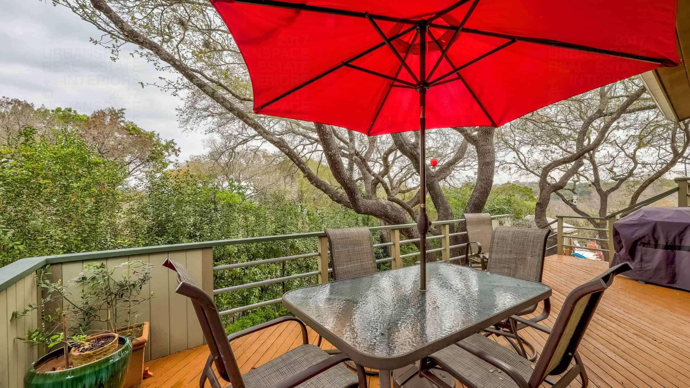 smoky ridge austin house porch outdoors spacious backyard