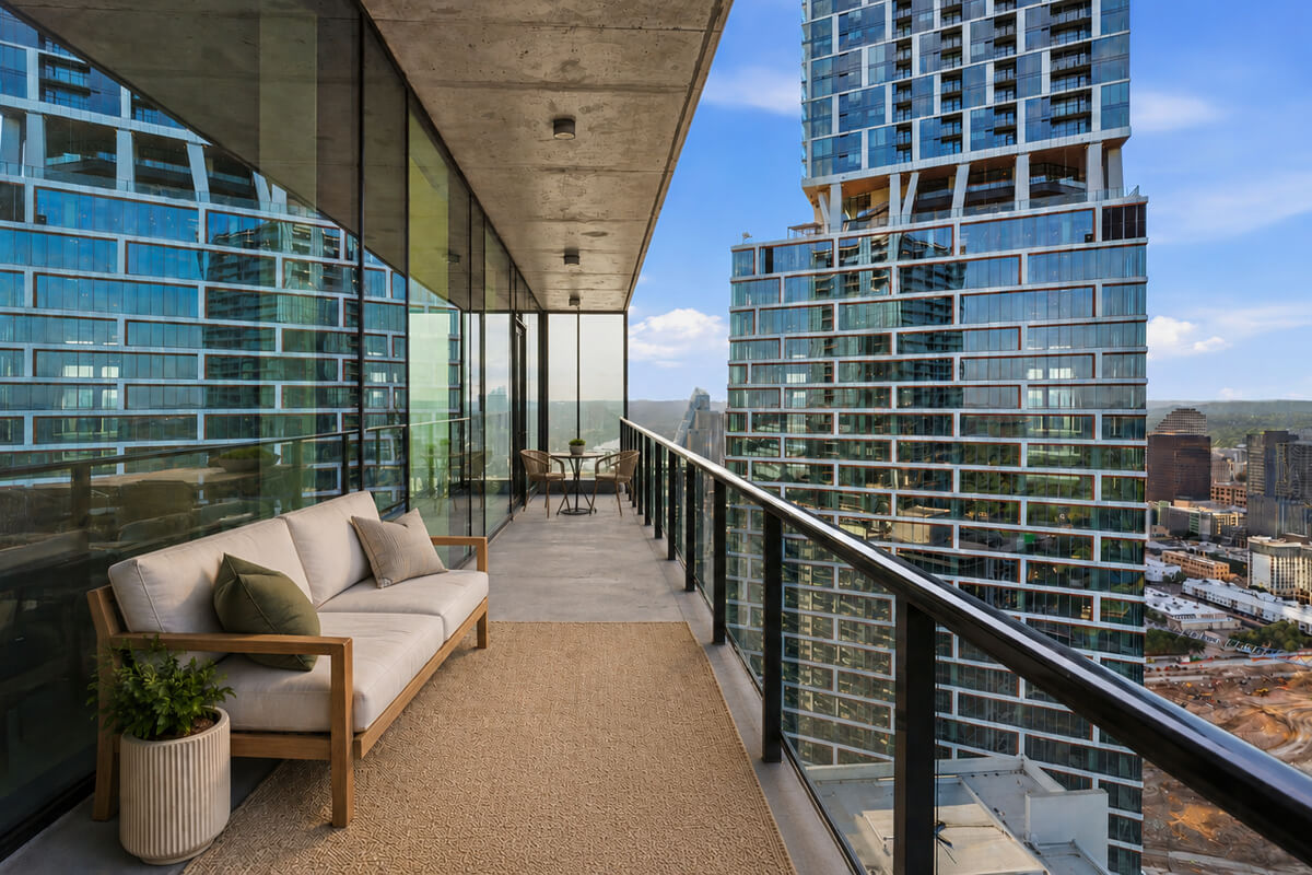 Modern-Urbanspace-3bed Three bedroom homes available at The Modern Austin Residences